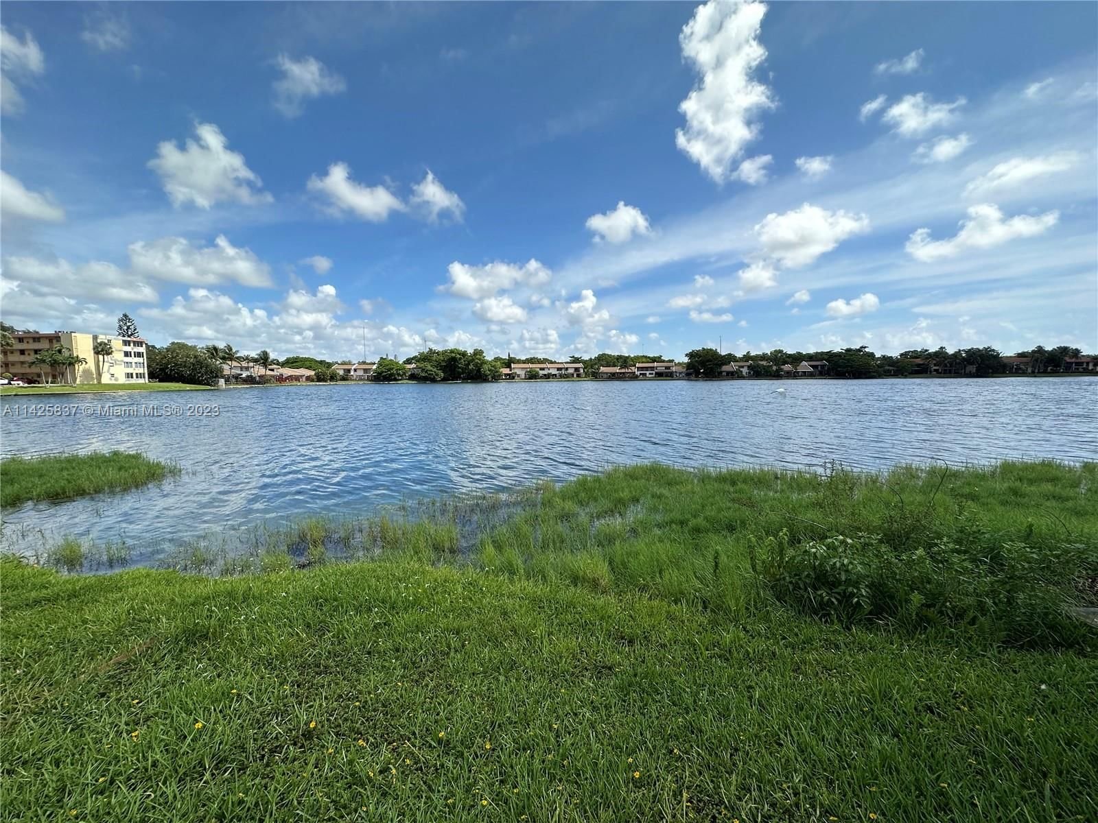 Real estate property located at 671 195th St #211E, Miami-Dade County, Miami, FL