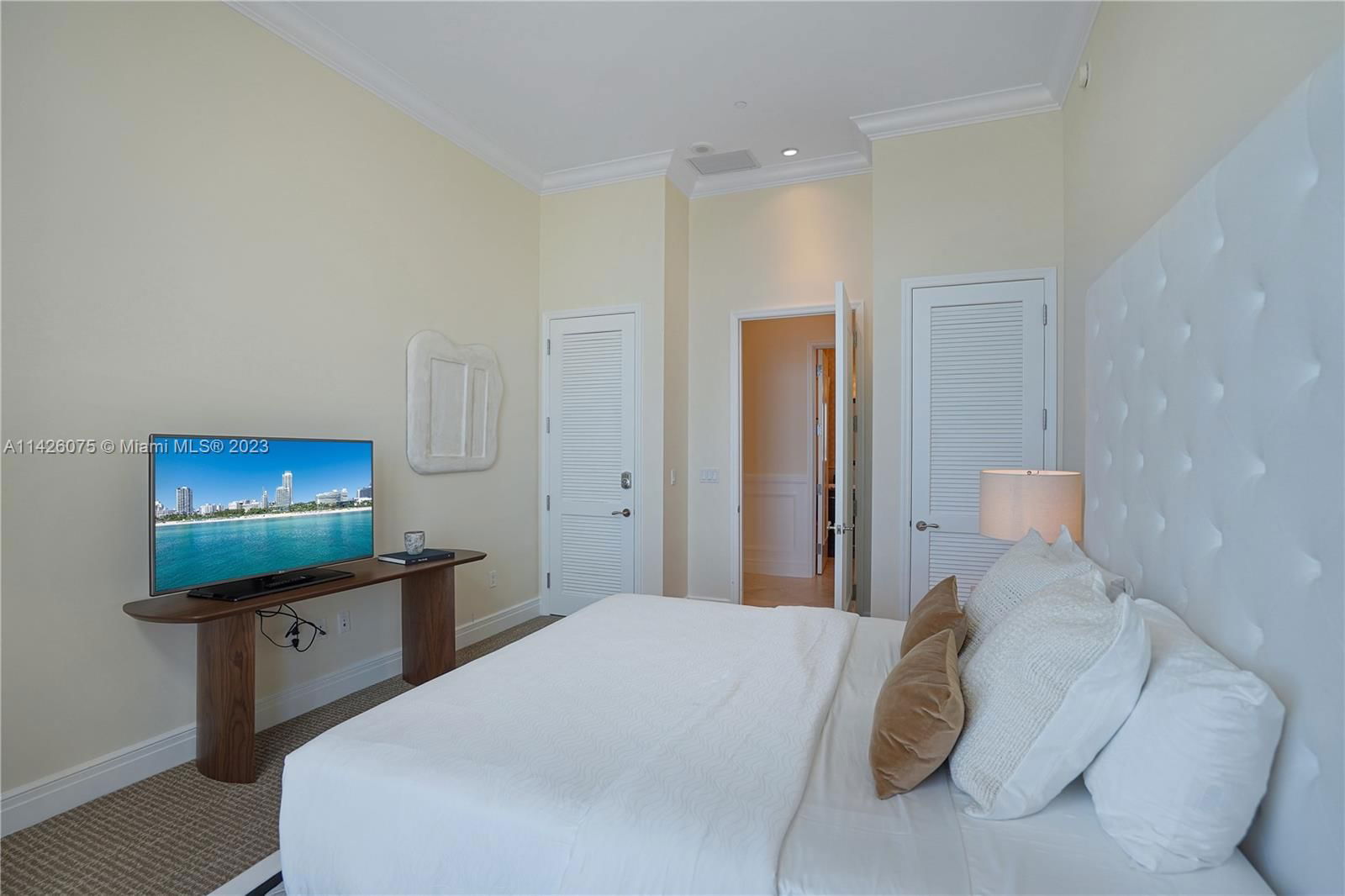 Real estate property located at 4401 Collins Ave PH North, Miami-Dade County, Miami Beach, FL