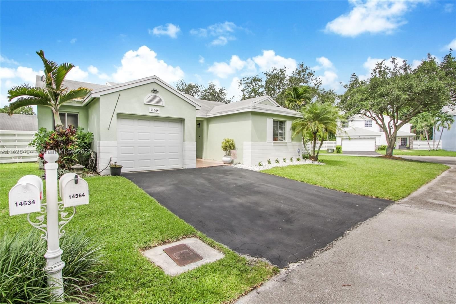 Real estate property located at 14564 144th Ter, Miami-Dade County, Miami, FL