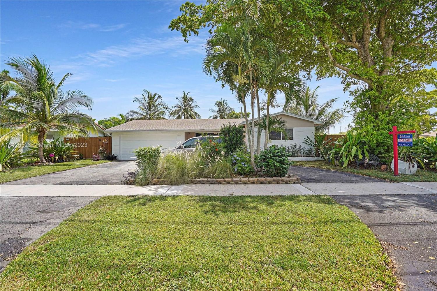 Real estate property located at 1801 40th Ave, Broward County, Hollywood, FL