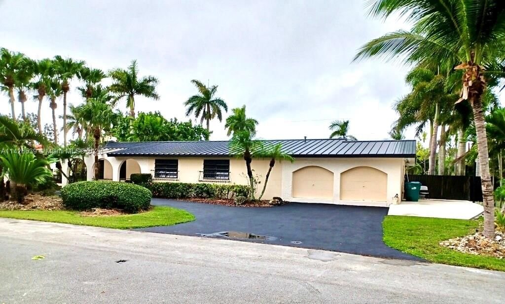 Real estate property located at 9280 146th St, Miami-Dade County, Miami, FL