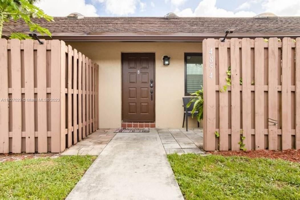 Real estate property located at 4854 64th Way, Broward County, Davie, FL
