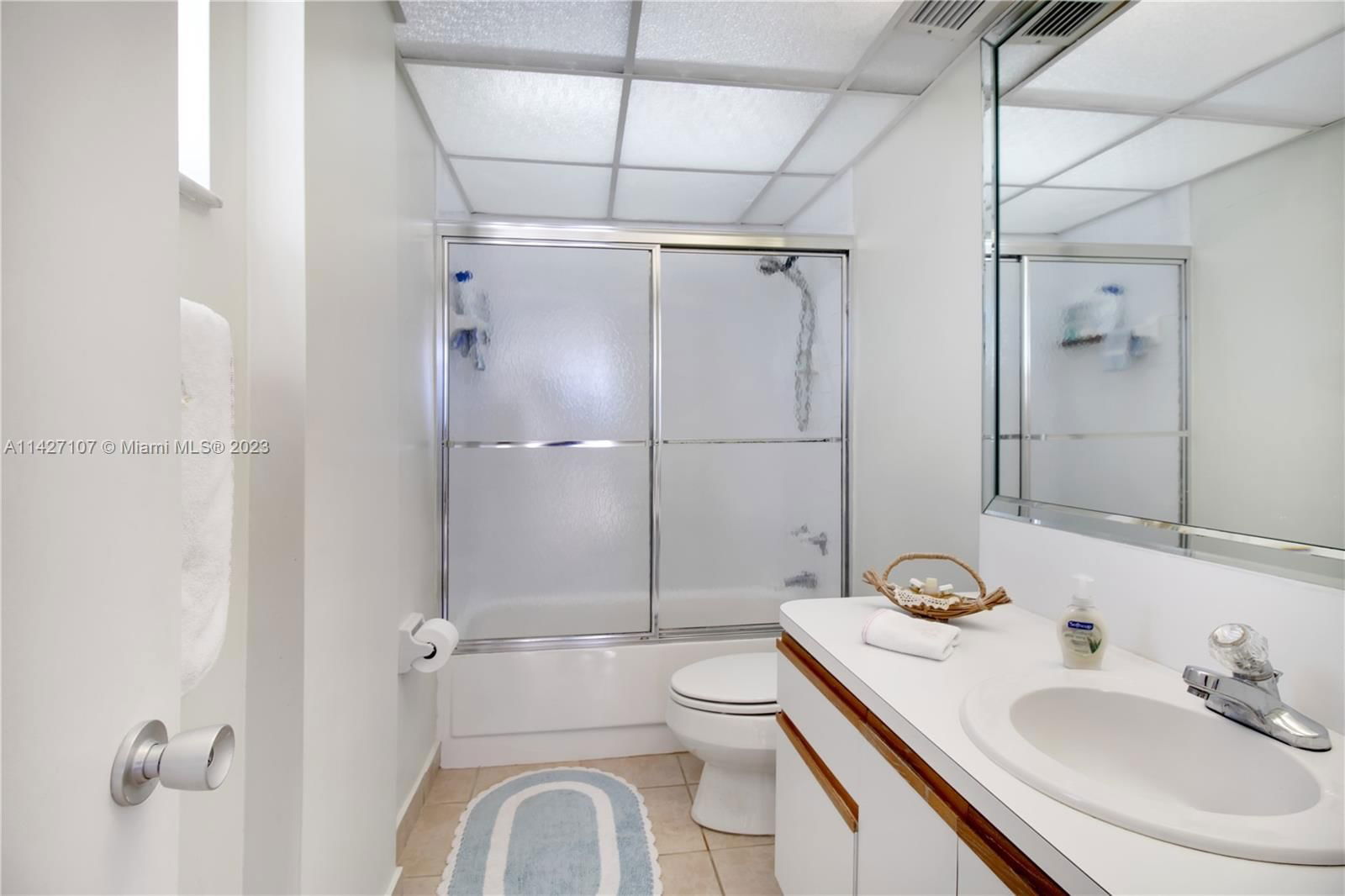 Real estate property located at 5005 Collins Ave #319, Miami-Dade County, Miami Beach, FL