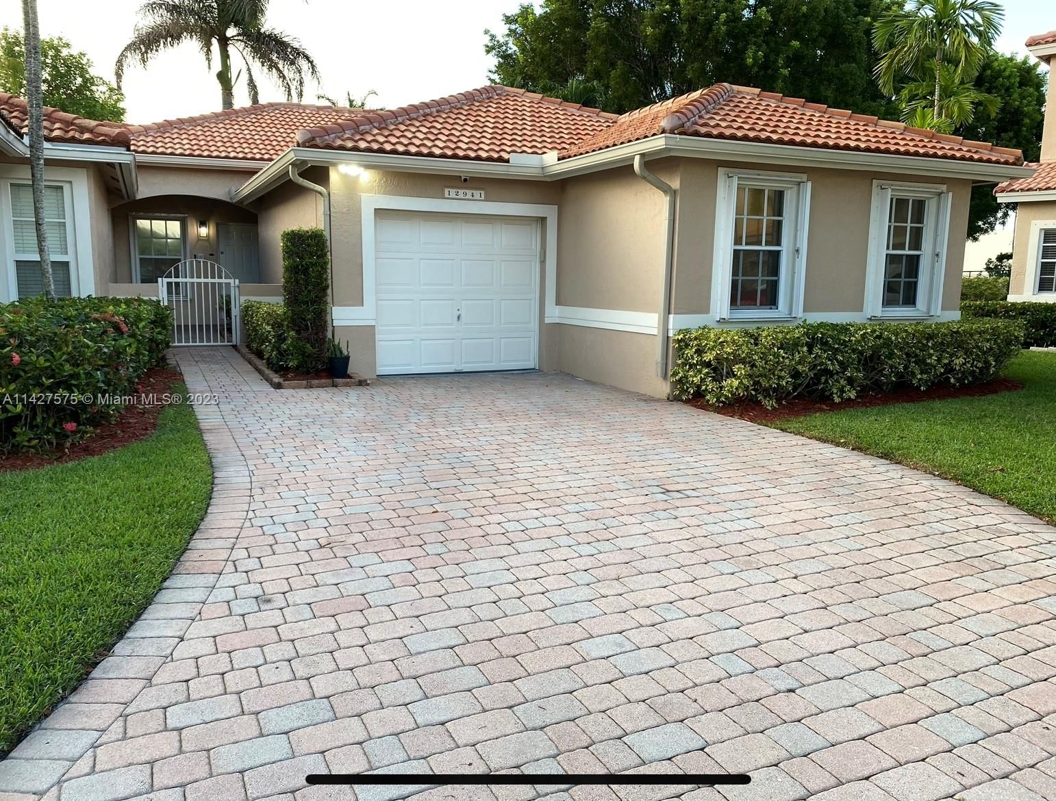 Real estate property located at , Broward County, Pembroke Pines, FL