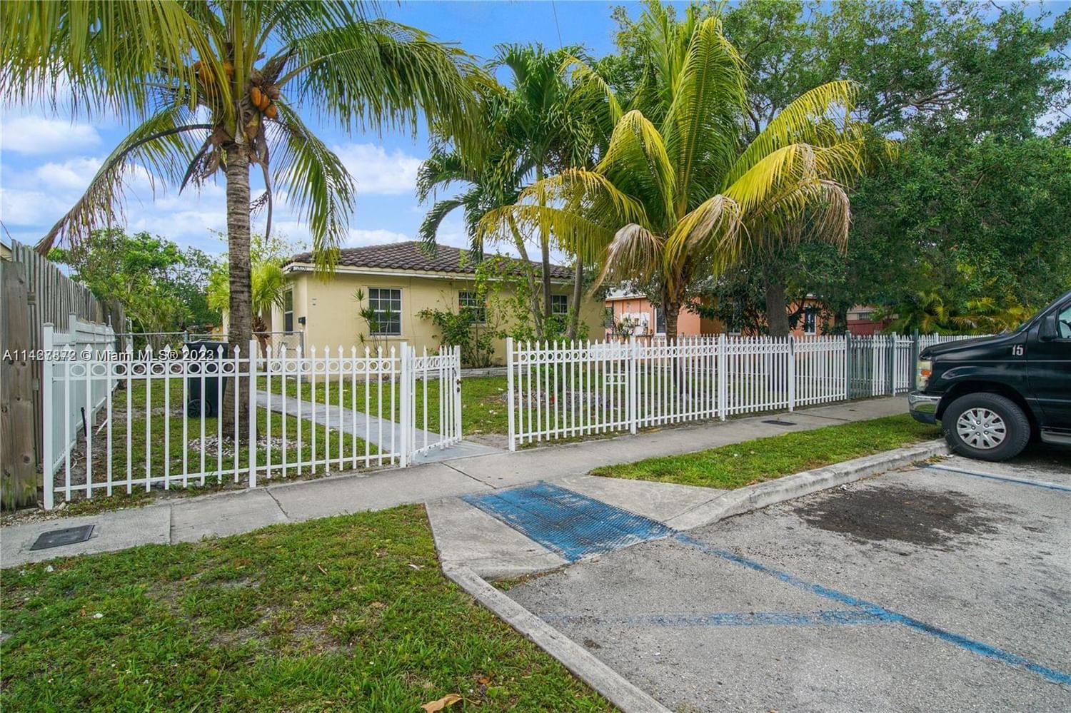 Real estate property located at 2051 167th St, Miami-Dade County, FULFORD BY THE SEA SEC D, North Miami Beach, FL