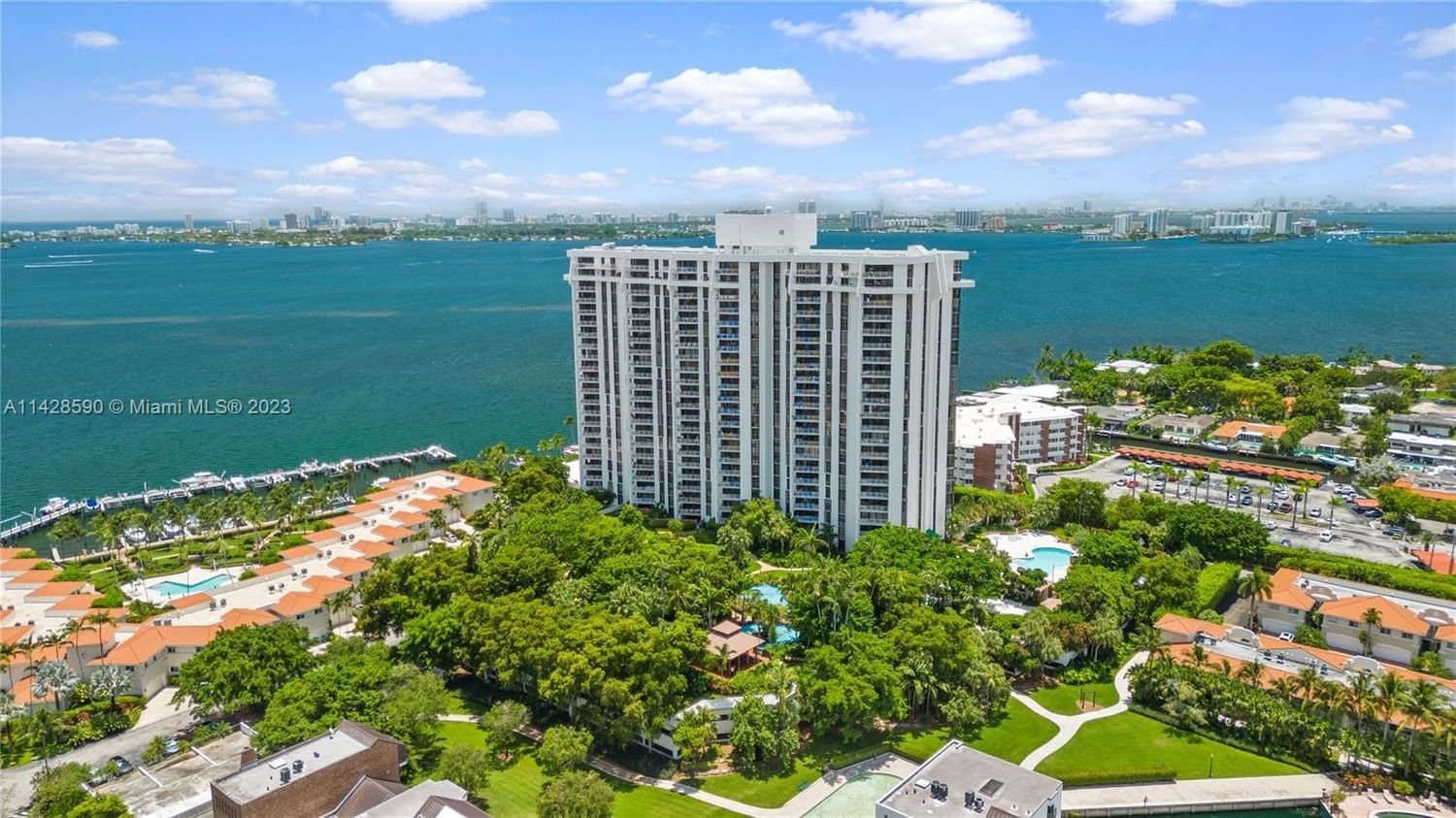 Real estate property located at 4000 Towerside Ter #509, Miami-Dade County, THE TOWERS OF QUAYSIDE CO, Miami, FL