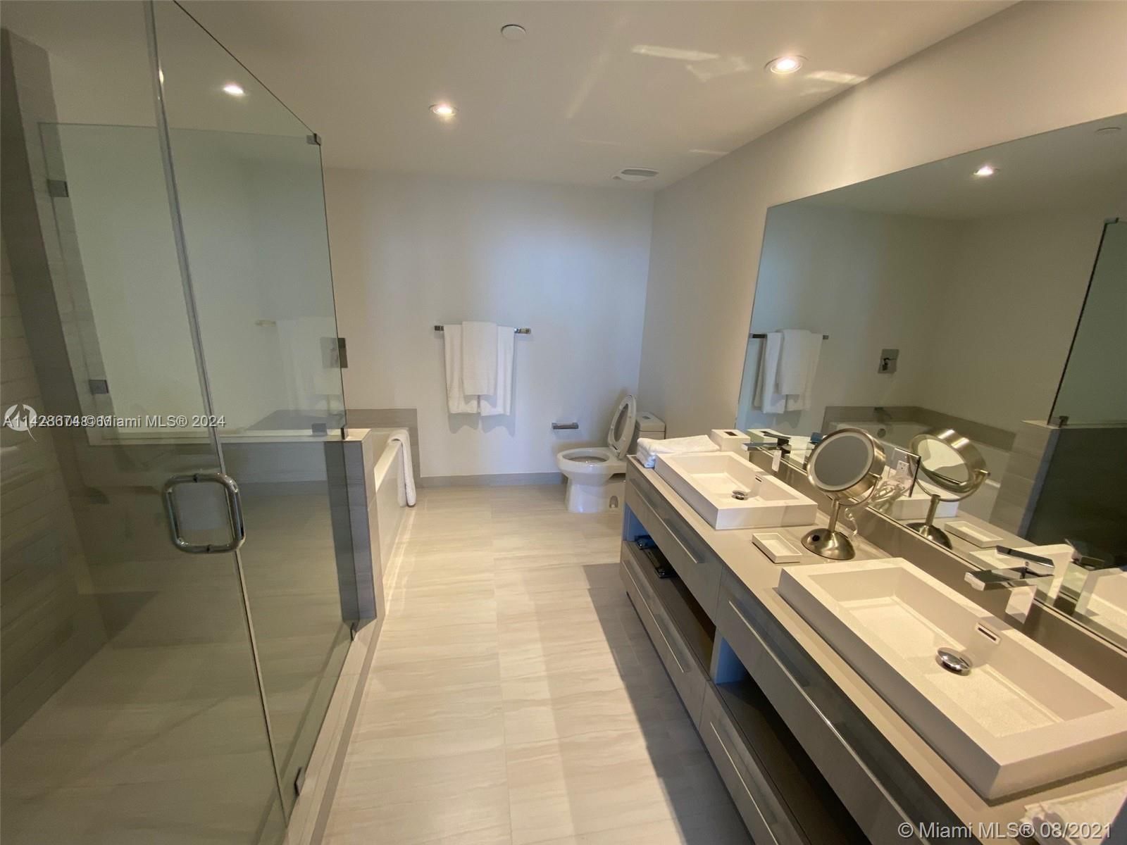 Real estate property located at 4010 Ocean Dr R301, Broward, 4010 South Ocean Condo, Hollywood, FL