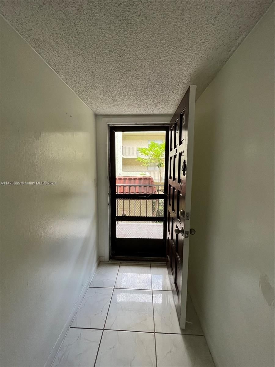 Real estate property located at 3360 Spanish Moss Ter #204, Broward County, GARDEN LAKES OF INVERRARY, Lauderhill, FL