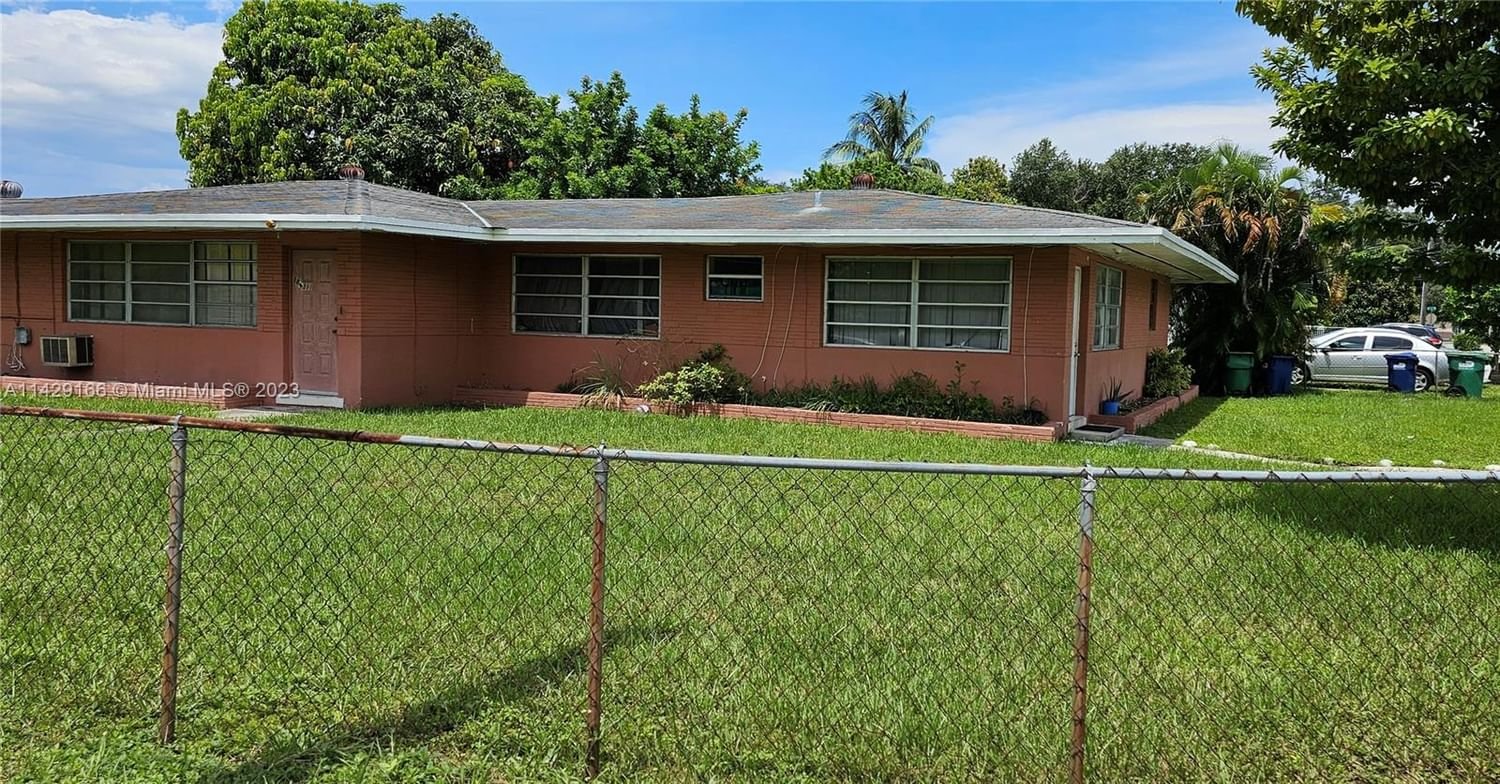 Real estate property located at 55 184th Ter, Miami-Dade County, FULFORDALE ADDN 1 SEC C, Miami, FL