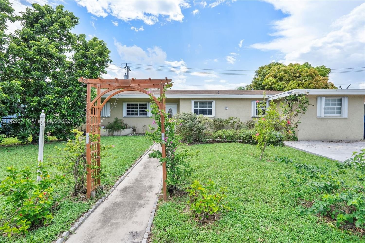 Real estate property located at 19810 10th Ct, Miami-Dade County, Miami, FL