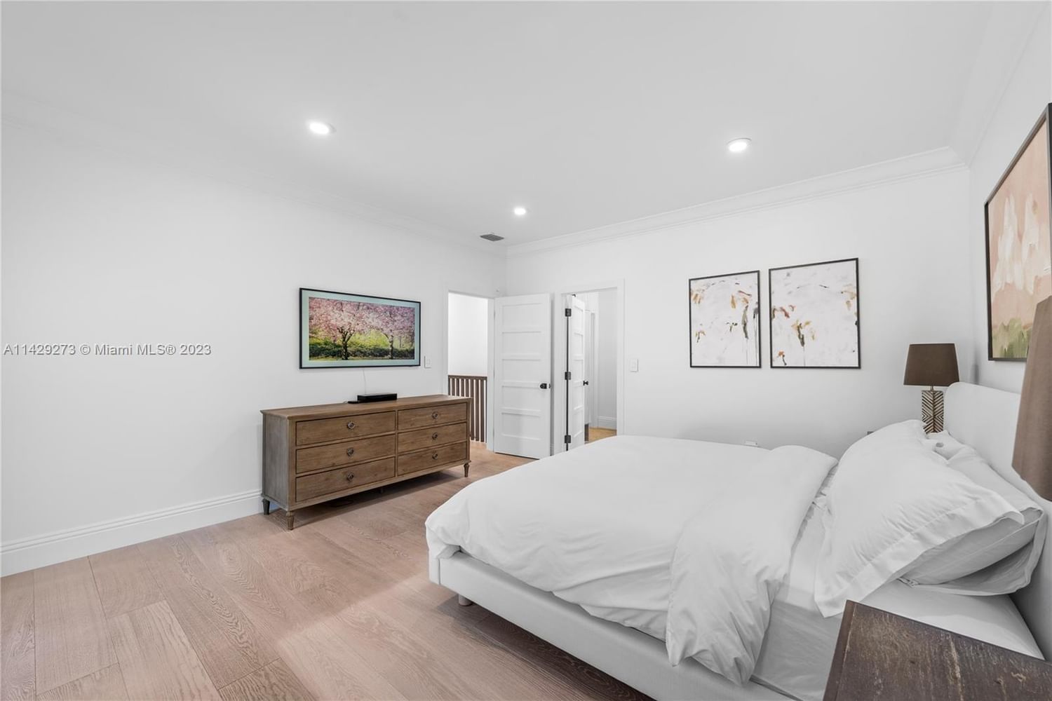 Real estate property located at 5236 Pine Tree Dr, Miami-Dade County, Miami Beach, FL