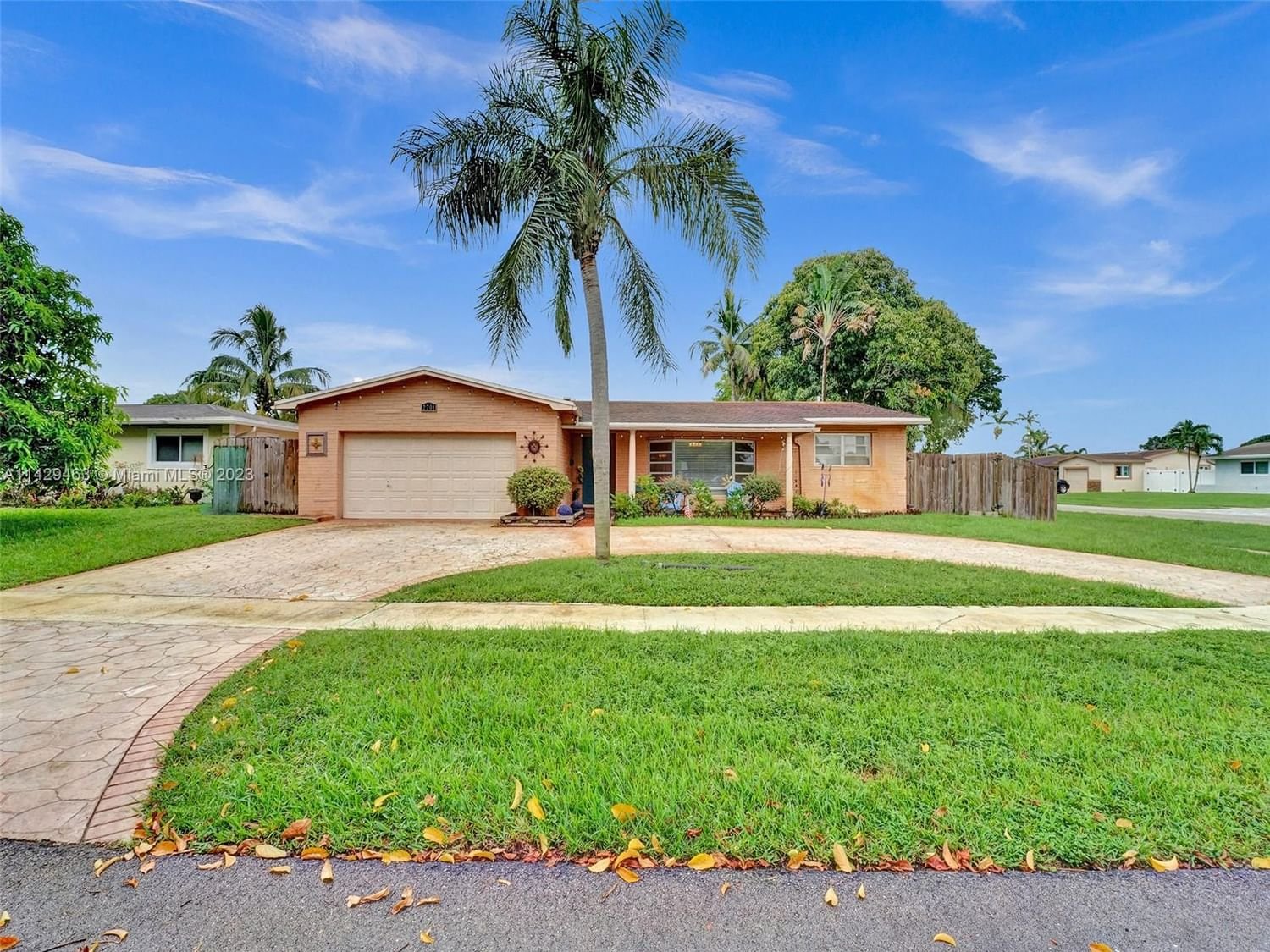 Real estate property located at 2201 85th Ave, Broward County, Pembroke Pines, FL