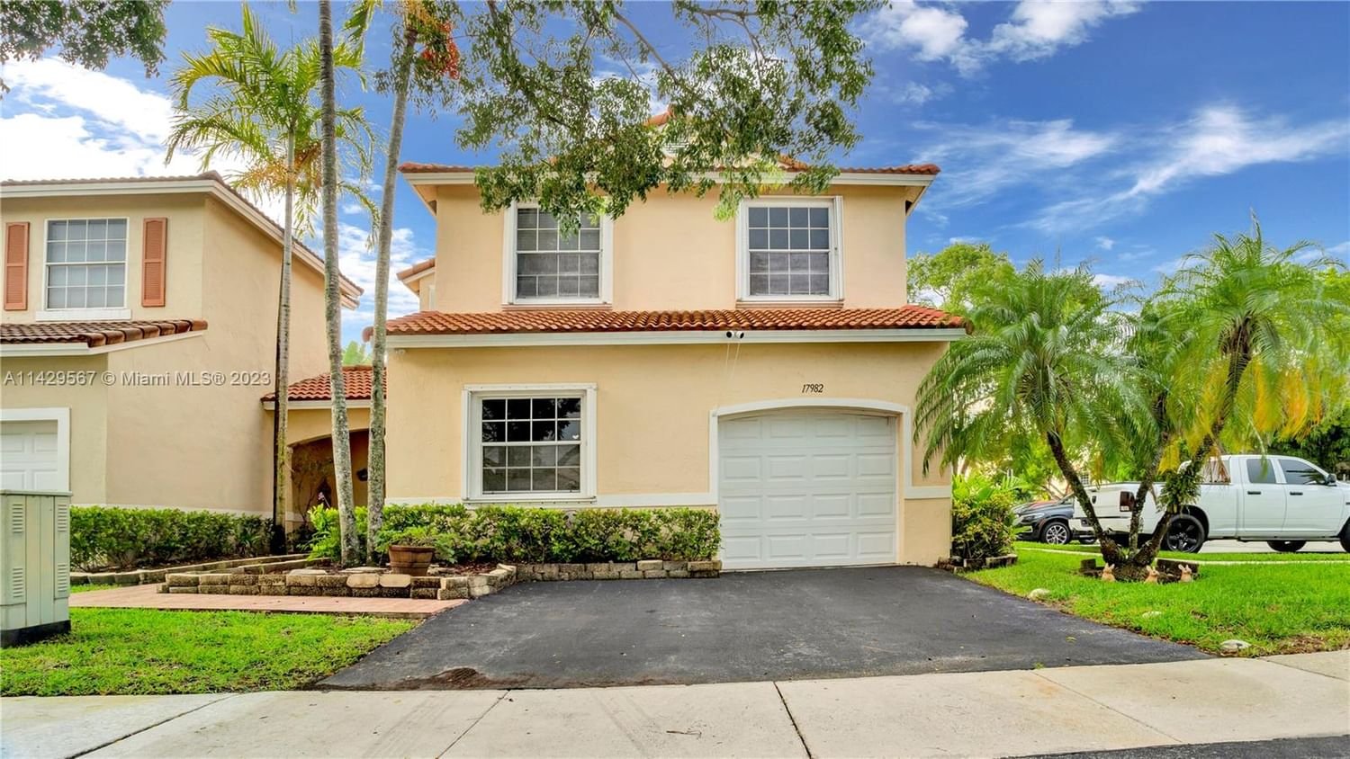 Real estate property located at 17982 11th St, Broward County, Pembroke Pines, FL