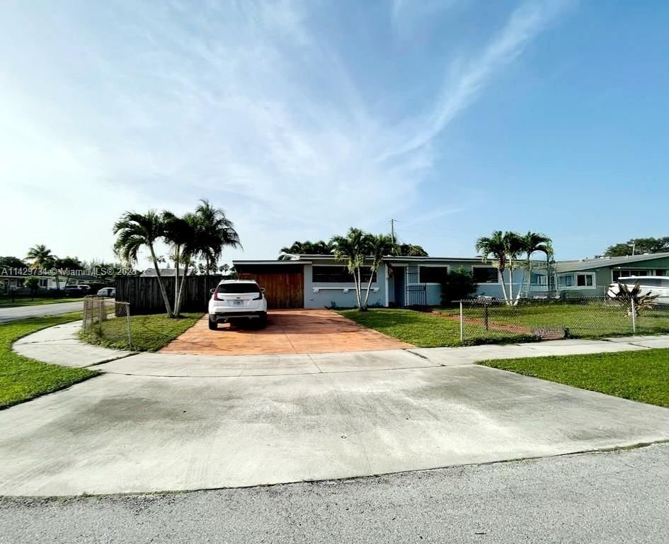 Real estate property located at 3845 197th St, Miami-Dade County, Miami Gardens, FL