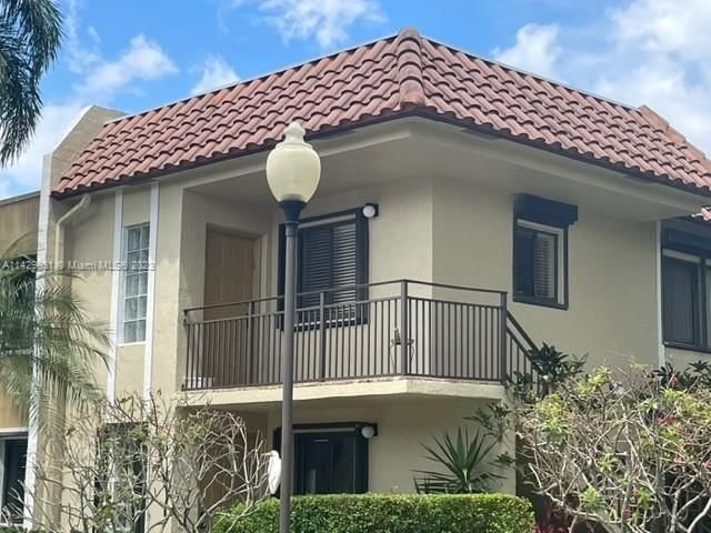 Real estate property located at 432 Lakeview Dr #204, Broward County, Weston, FL