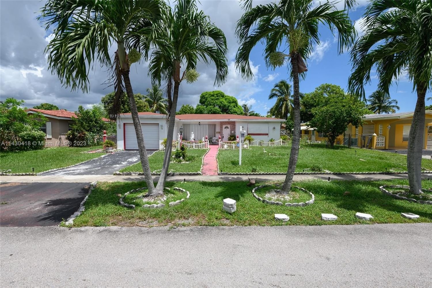 Real estate property located at 4655 41st Ct, Broward County, Lauderdale Lakes, FL