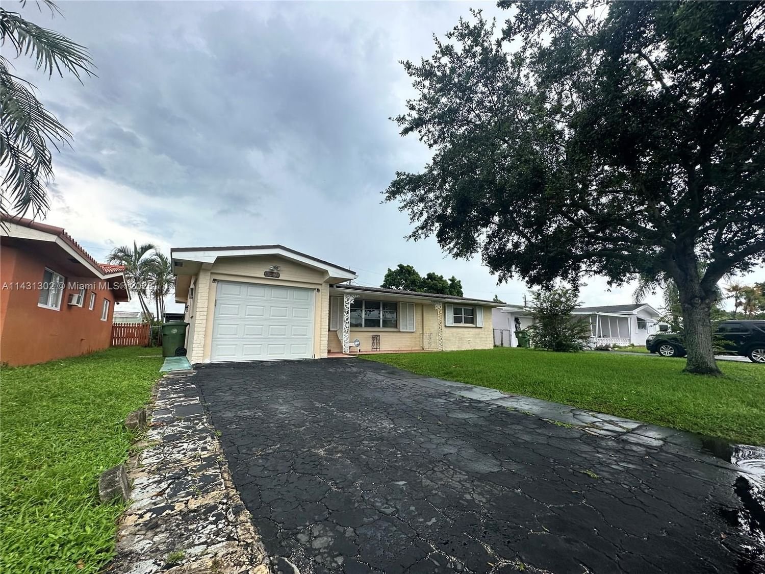 Real estate property located at 8501 11th St, Broward County, Pembroke Pines, FL