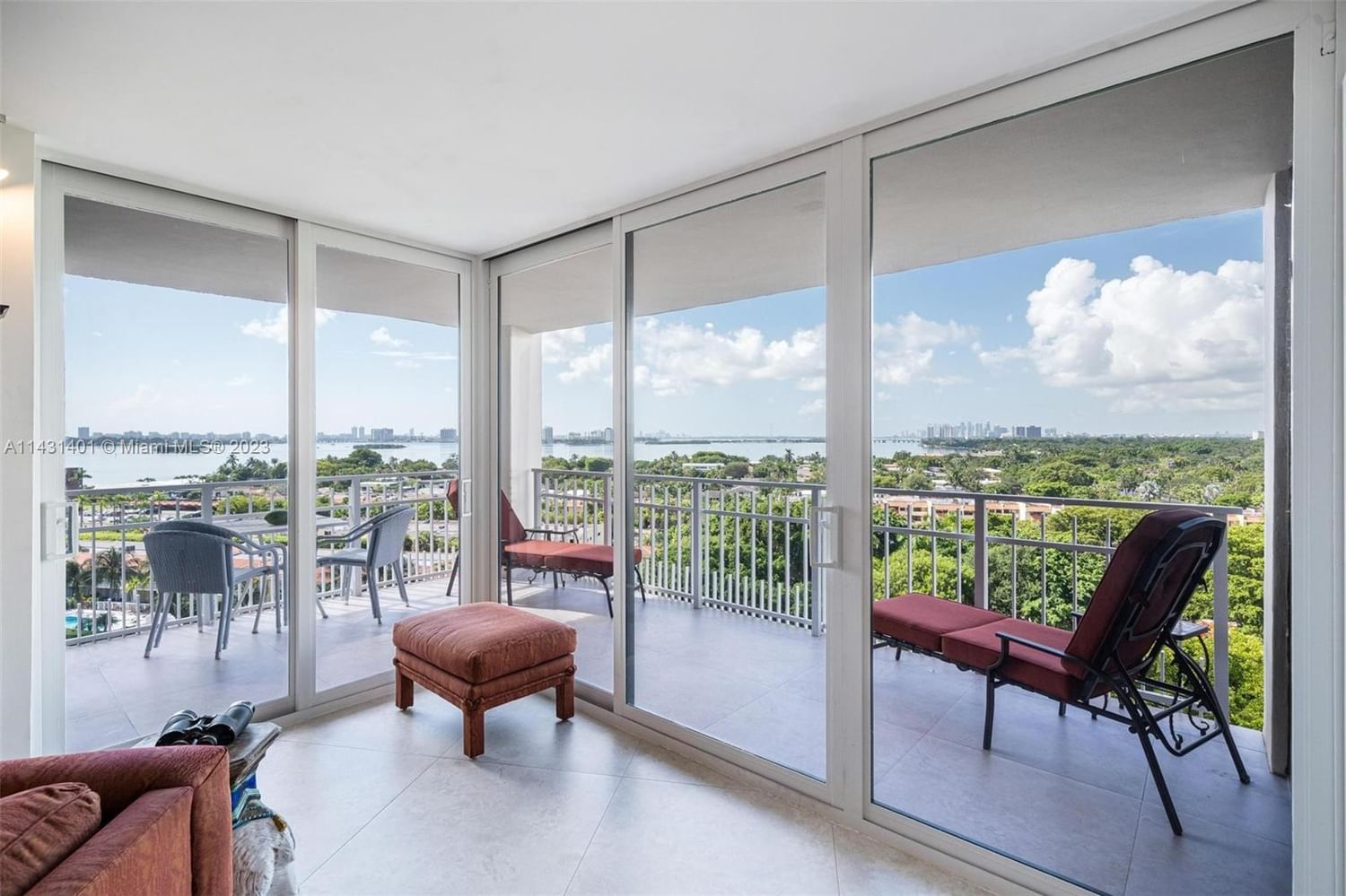 Real estate property located at 1000 Quayside Ter #1004, Miami-Dade County, Miami, FL