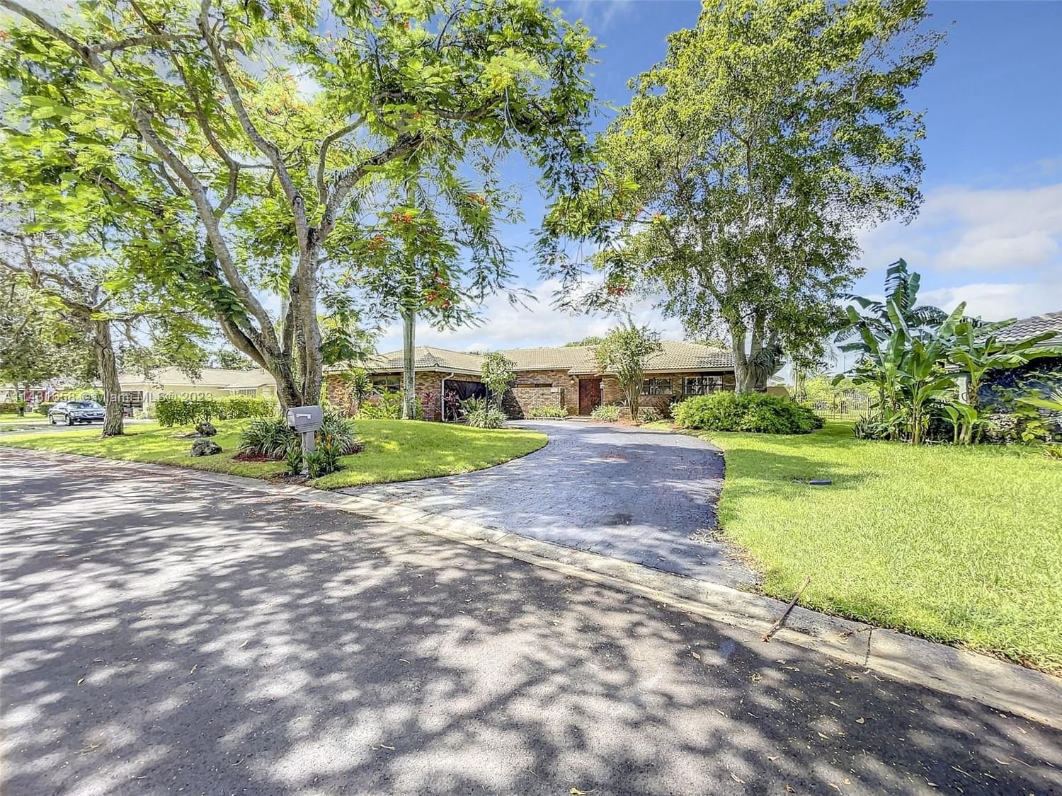 Real estate property located at 10380 15th St, Broward County, Coral Springs, FL