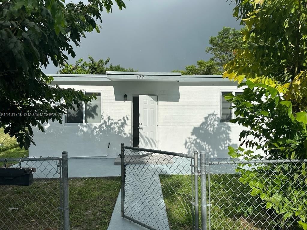 Real estate property located at 429 7th Ave, Miami-Dade County, Homestead, FL