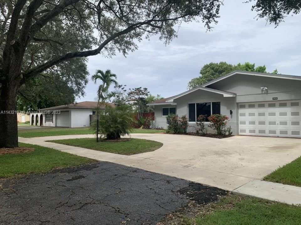 Real estate property located at 520 46th Ave, Broward County, Plantation, FL