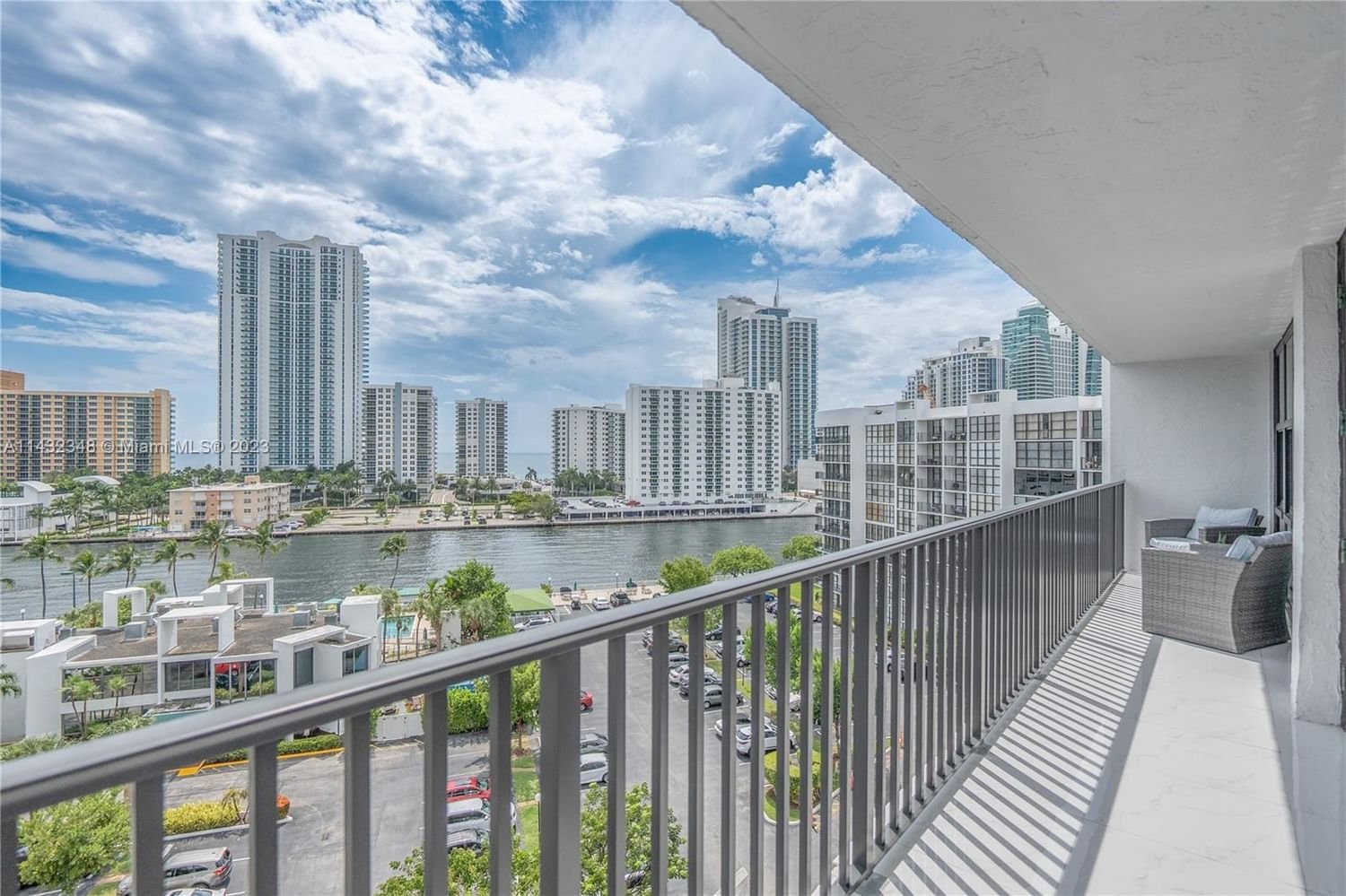 Real estate property located at 800 Parkview Dr #910, Broward County, OCEANVIEW PARK CONDO, Hallandale Beach, FL