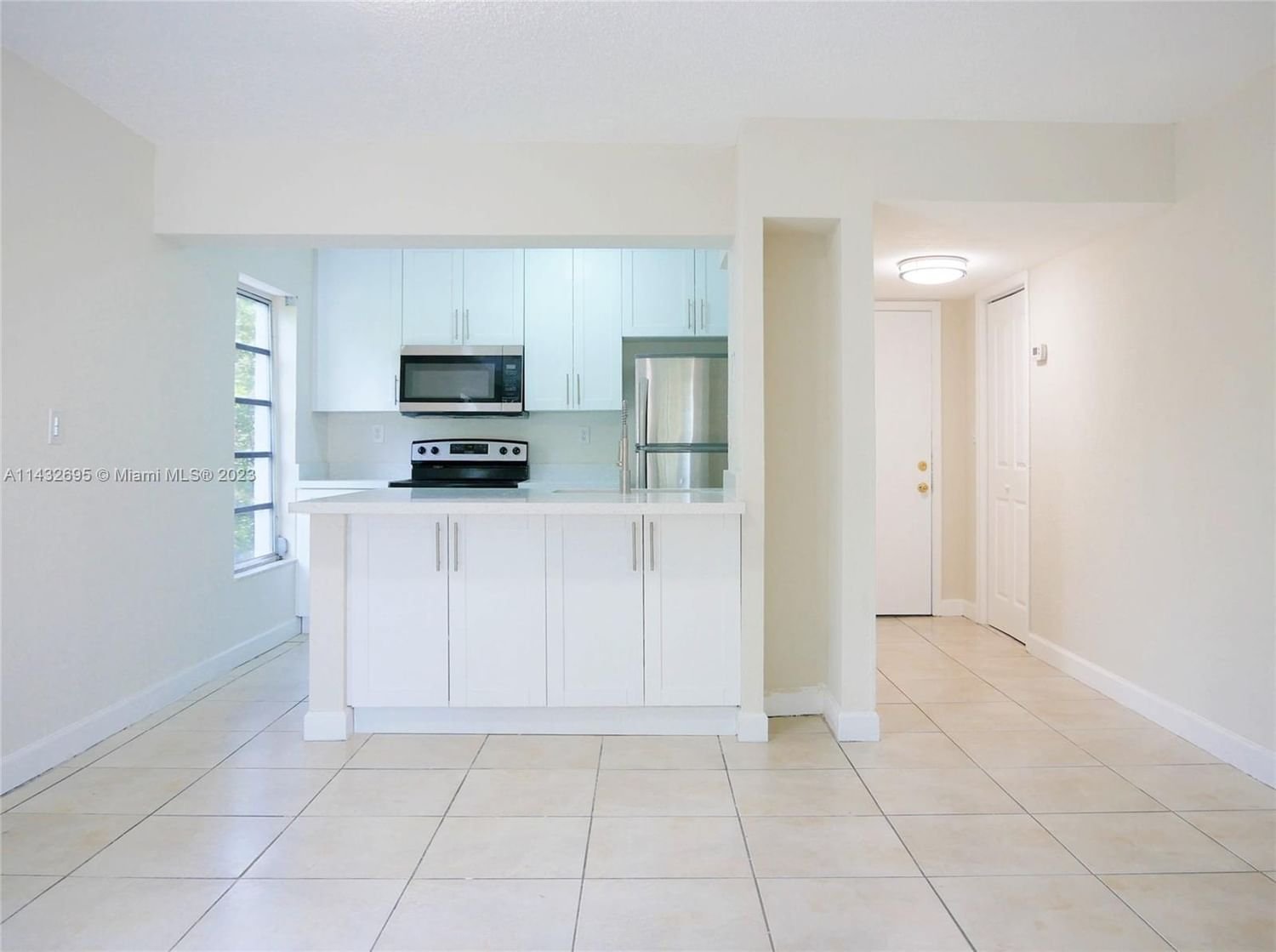 Real estate property located at 4550 16th Ave #301, Miami-Dade County, CASA BELLA CONDO, Hialeah, FL