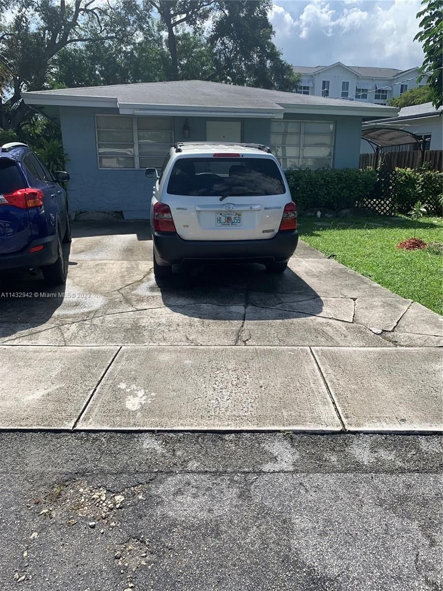 Real estate property located at 18 7th Ave, Broward County, Dania Beach, FL