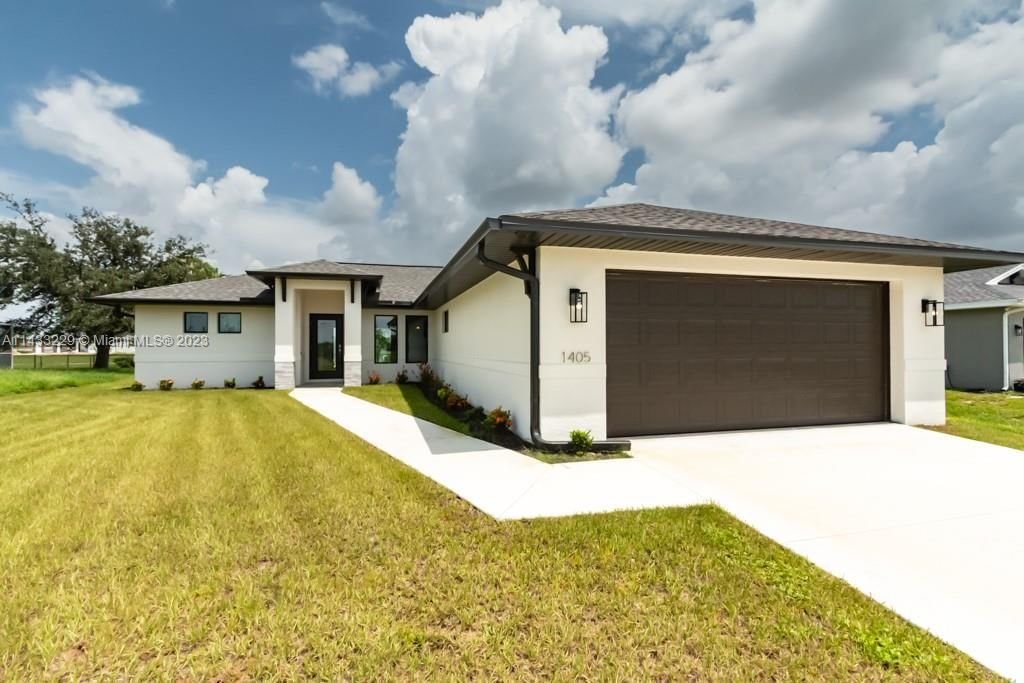 Real estate property located at 1405 16th Place, Lee County, Cape Coral, Cape Coral, FL