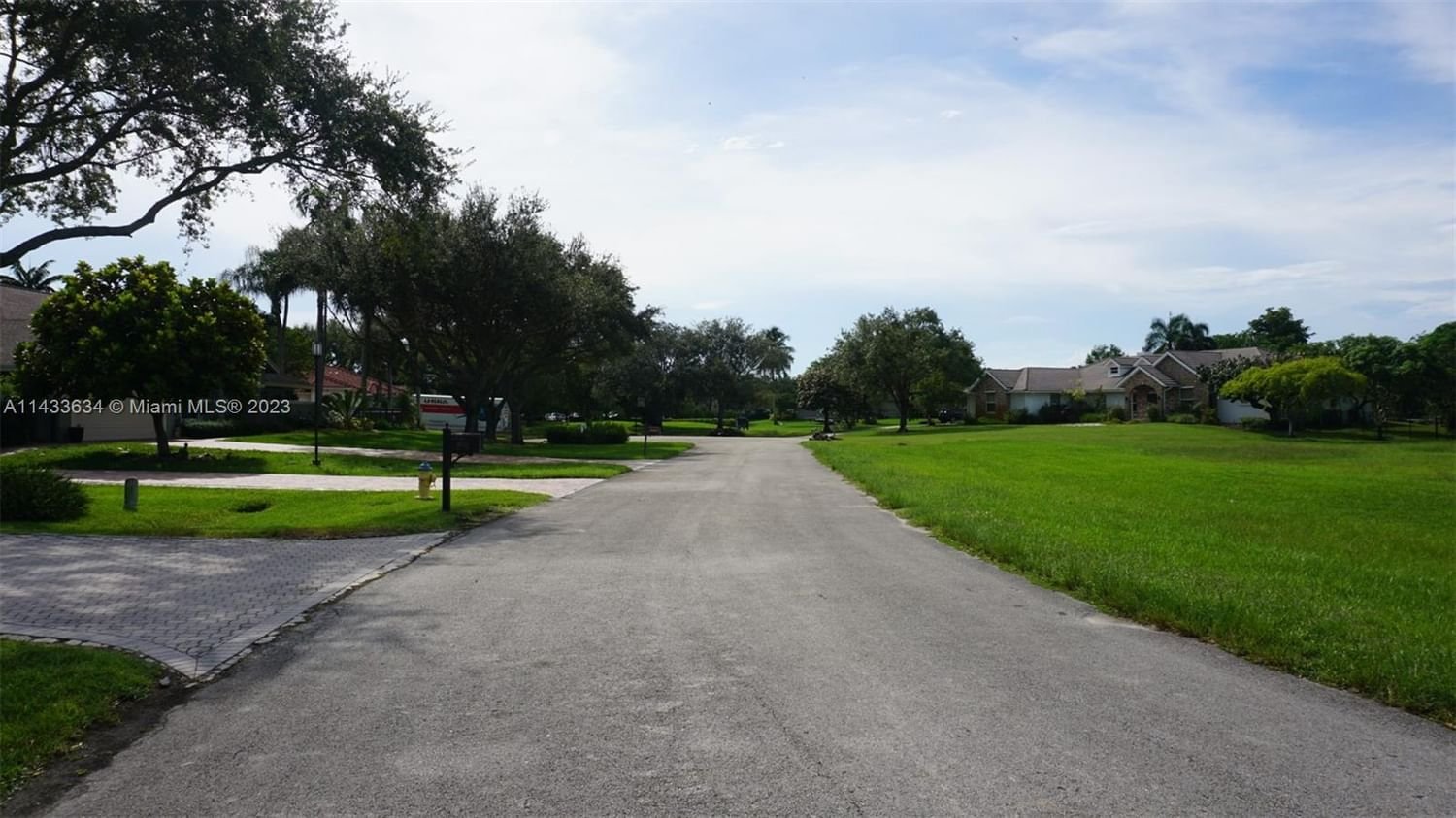 Real estate property located at 20231 51 Ct, Broward County, Pembroke Pines, FL