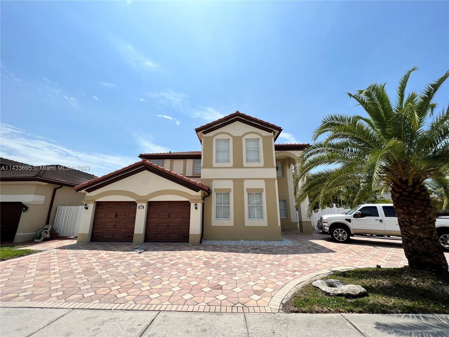 Real estate property located at 8896 181st St, Miami-Dade County, Hialeah, FL