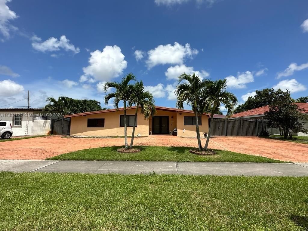 Real estate property located at 4525 117th Ave, Miami-Dade County, Miami, FL