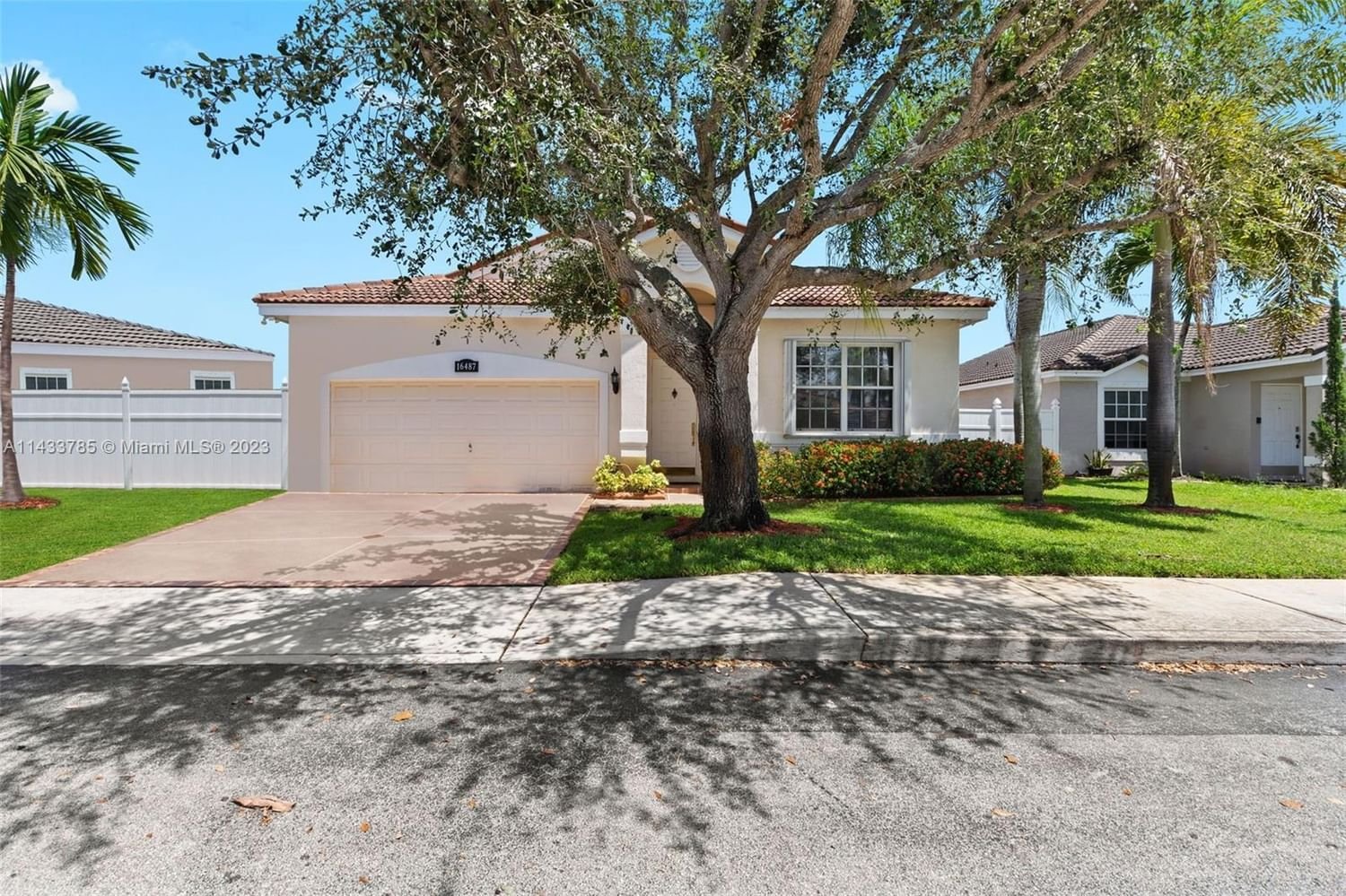 Real estate property located at 16487 22nd St, Broward County, Pembroke Pines, FL