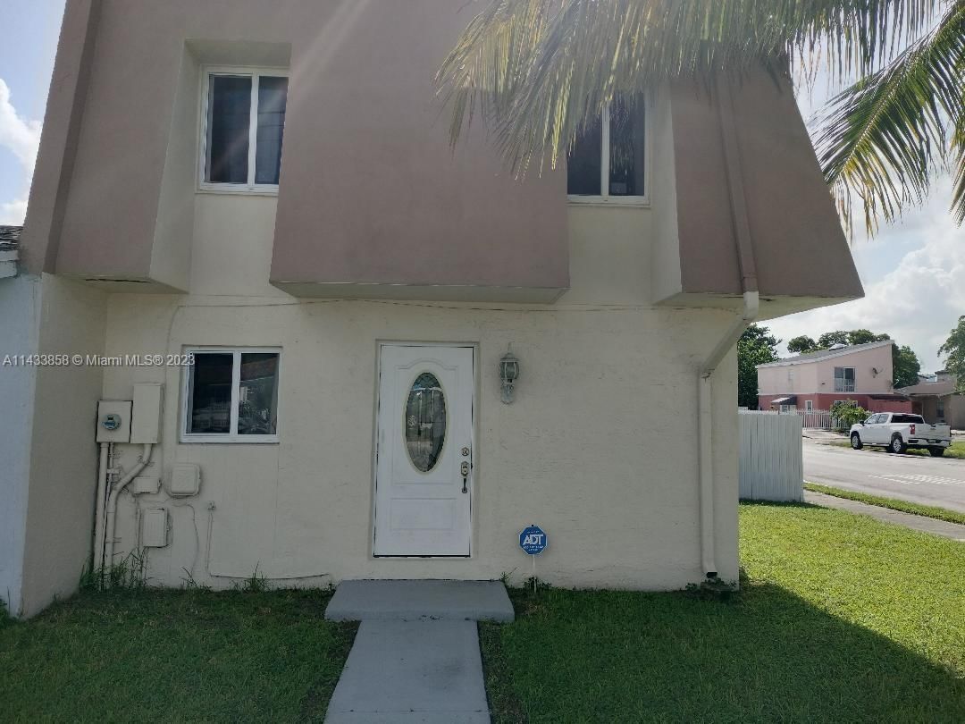 Real estate property located at 4619 185th St #4619, Miami-Dade, KINGS GARDENS SEC THREE, Miami Gardens, FL