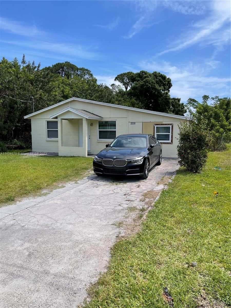 Real estate property located at 2008 51st Ct, St Lucie County, HARMONY HEIGHTS SUBDIVISI, Fort Pierce, FL
