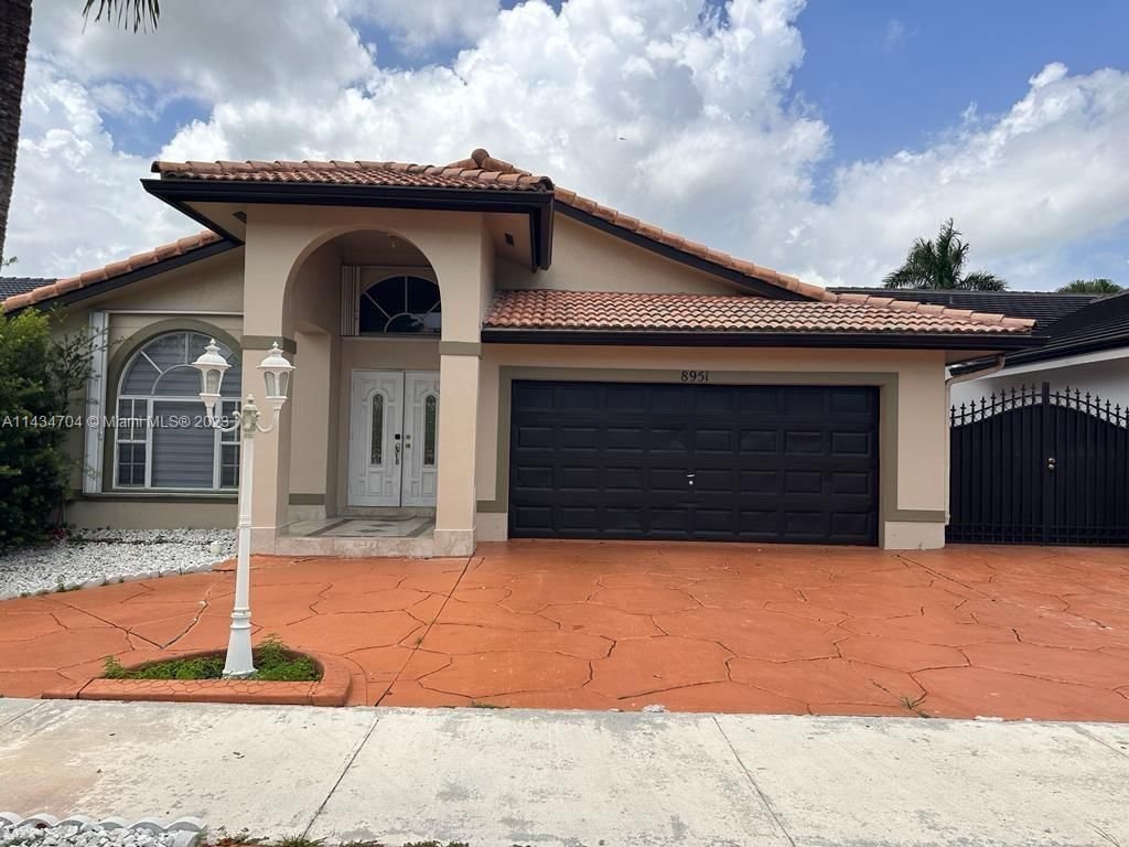 Real estate property located at 8951 150th Ter, Miami-Dade County, Miami Lakes, FL