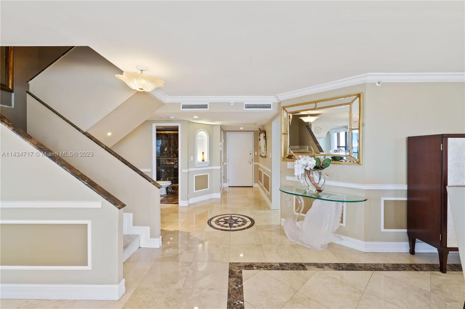 Real estate property located at 5225 Collins Ave #1018 & 1118, Miami-Dade County, Miami Beach, FL