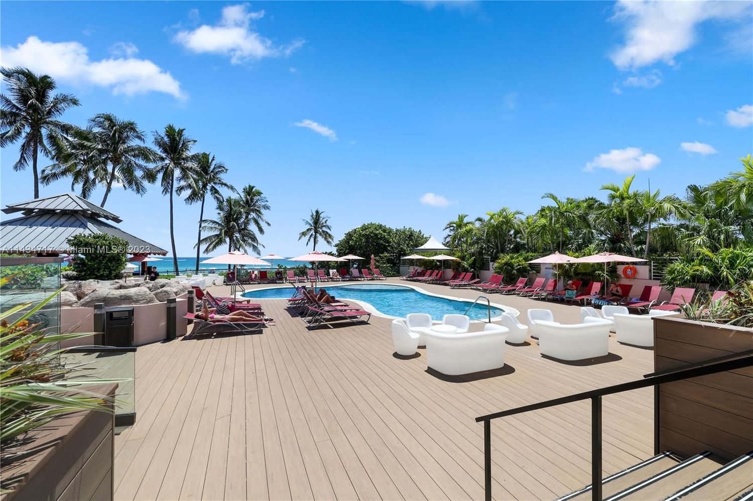 Real estate property located at 5225 Collins Ave #1018 & 1118, Miami-Dade County, Miami Beach, FL