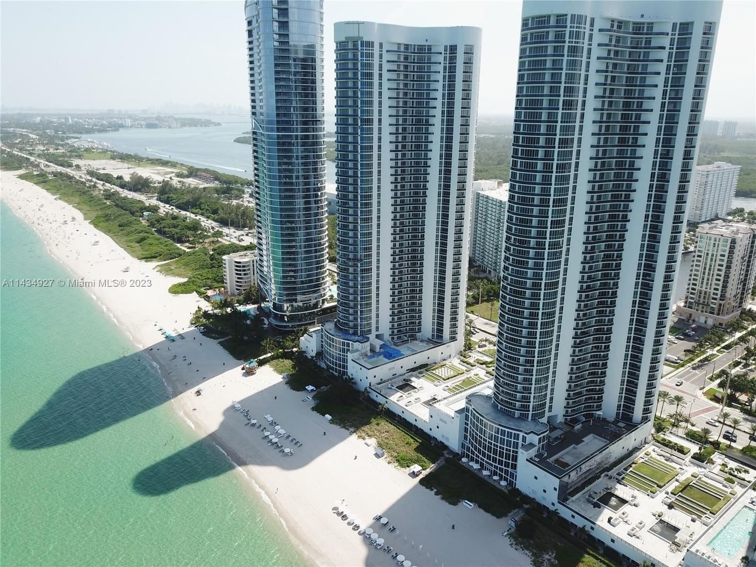 Real estate property located at 15901 Collins Ave #2105, Miami-Dade County, TDR TOWER II CONDO, Sunny Isles Beach, FL