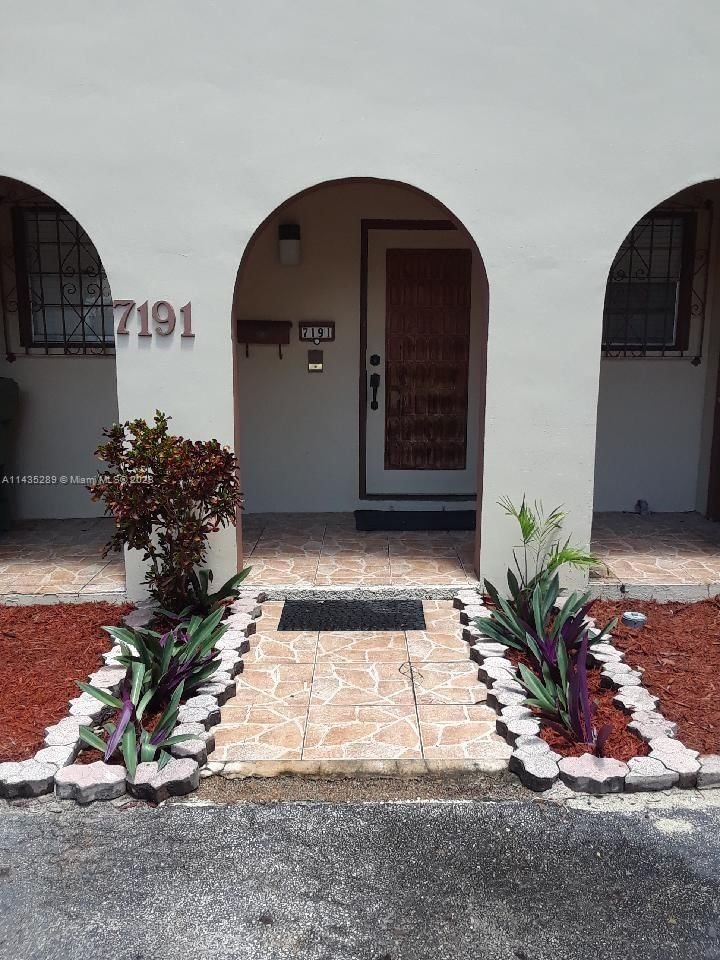 Real estate property located at 7191 3rd Ave, Miami-Dade County, Hialeah, FL