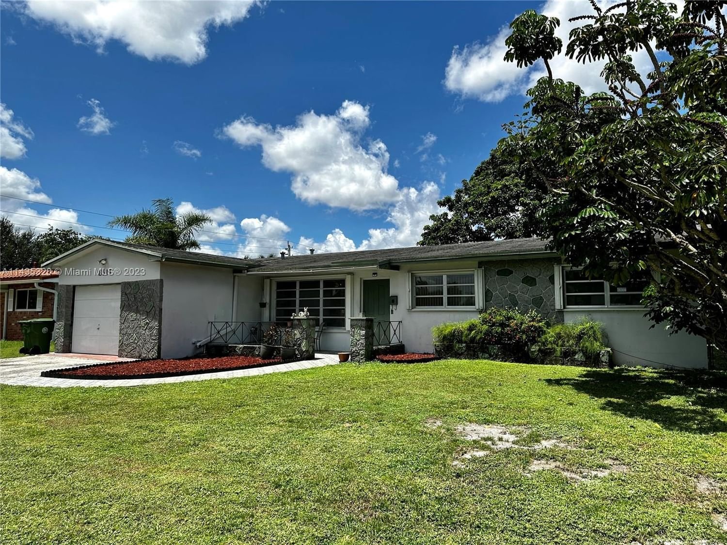 Real estate property located at 8511 19th St, Broward County, Pembroke Pines, FL