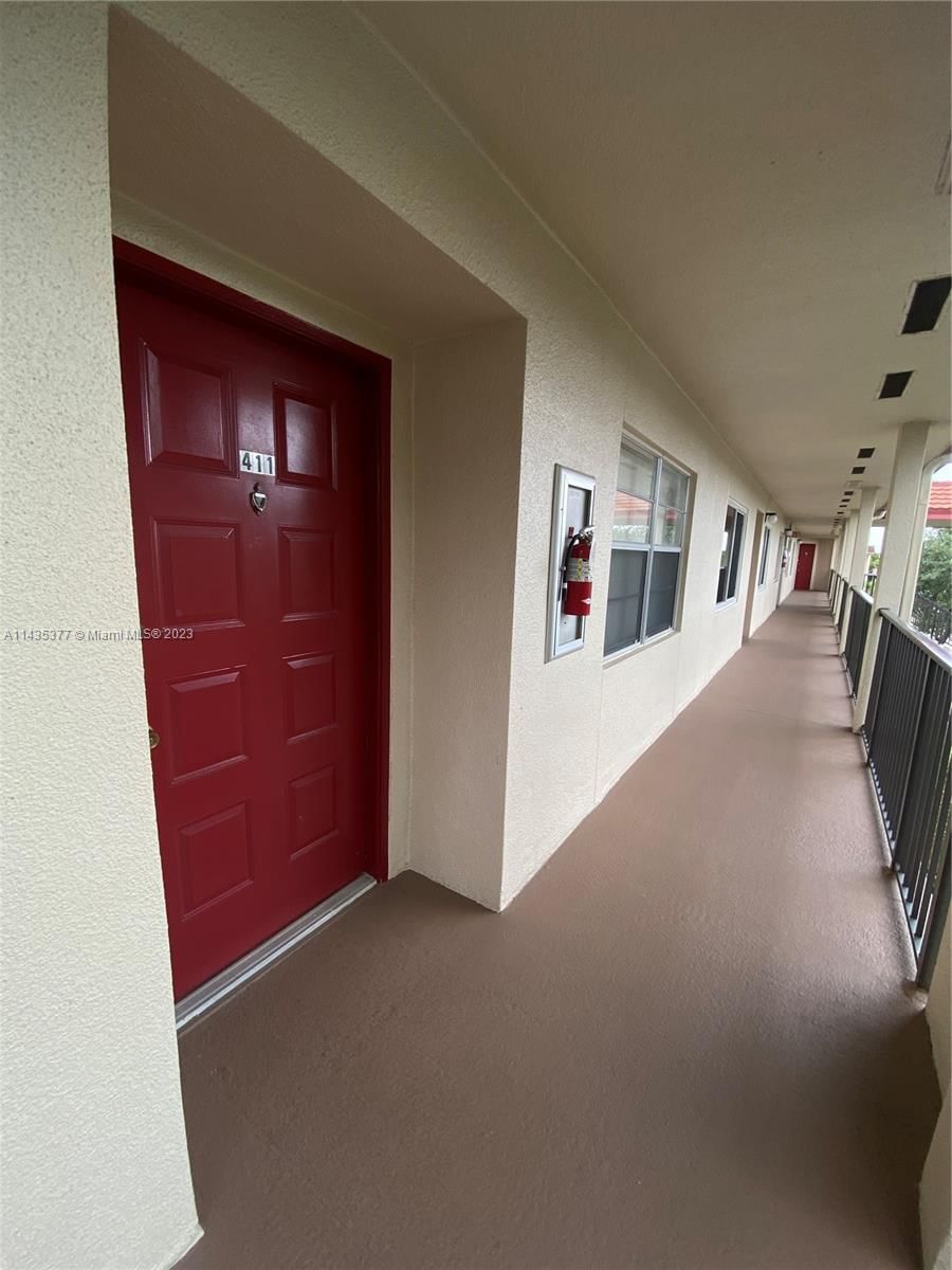 Real estate property located at 1101 128th Ter #411C, Broward County, CAMBRIDGE AT CENTURY, Pembroke Pines, FL