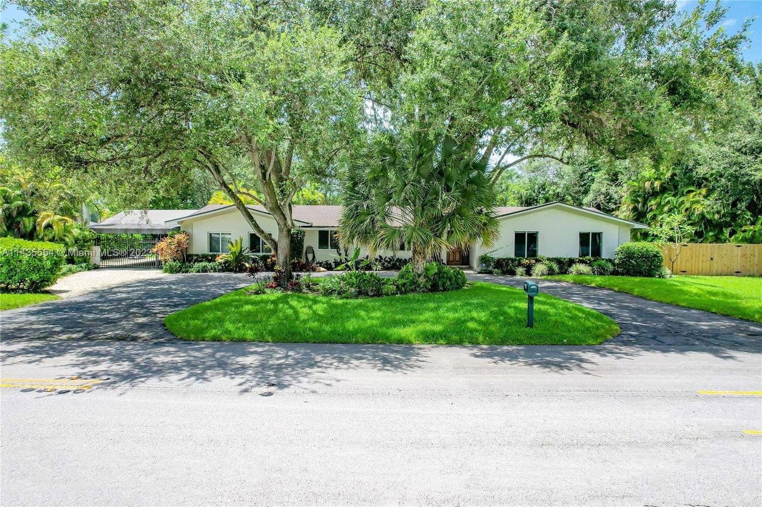 Real estate property located at 8700 106th St, Miami-Dade County, Miami, FL