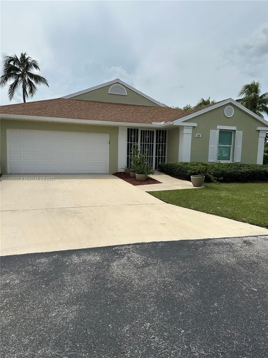 Real estate property located at 620 27th Ln, Miami-Dade County, Homestead, FL