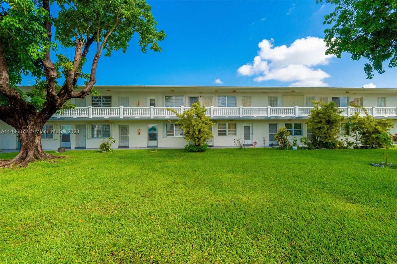 Real estate property located at 165 203rd Ter #4, Miami-Dade County, RO-MONT SOUTH CONDO C, Miami Gardens, FL