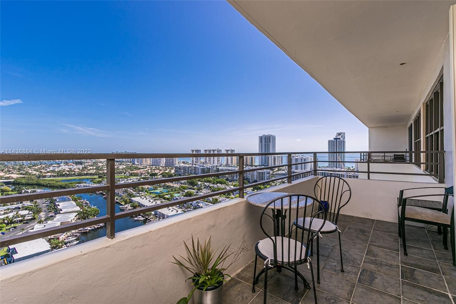 Real estate property located at 2500 Parkview Dr #2509, Broward County, OLYMPUS CONDO, Hallandale Beach, FL