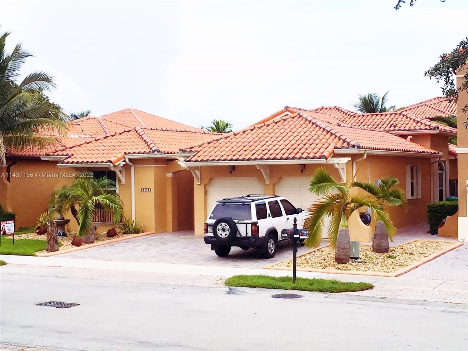 Real estate property located at 3023 156th Pl, Miami-Dade County, Egret Lakes Estates, Miami, FL