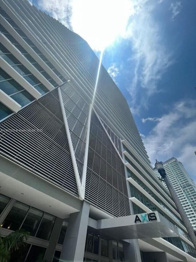 Real estate property located at 79 12th St #1210-S, Miami-Dade County, THE AXIS ON BRICKELL COND, Miami, FL