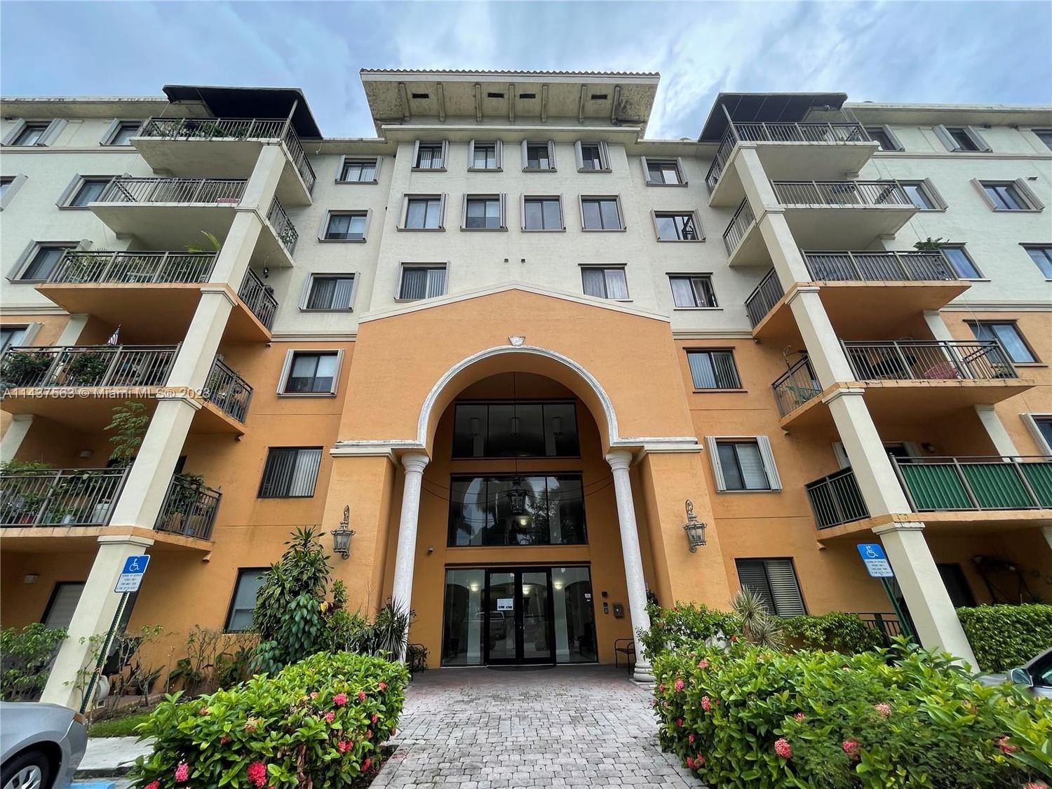 Real estate property located at 9300 Fontainebleau Blvd E107, Miami-Dade County, Miami, FL
