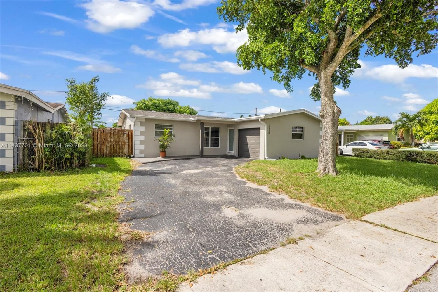 Real estate property located at 7770 Sunset Strip, Broward County, Sunrise, FL